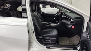 TOYOTA CAMRY XV70 2018