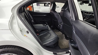 TOYOTA CAMRY XV70 2018