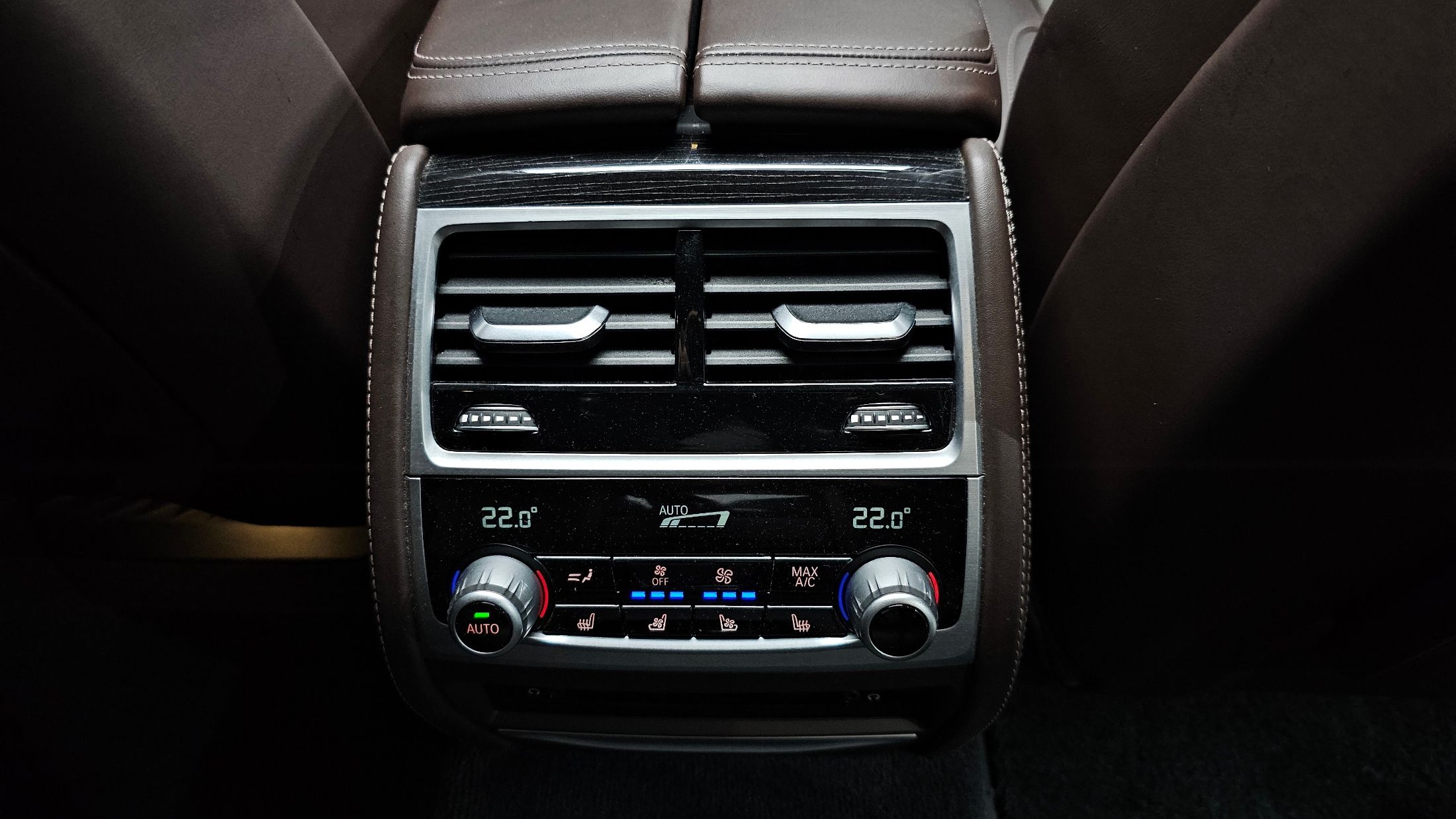 BMW 7-SERIES G11 2017