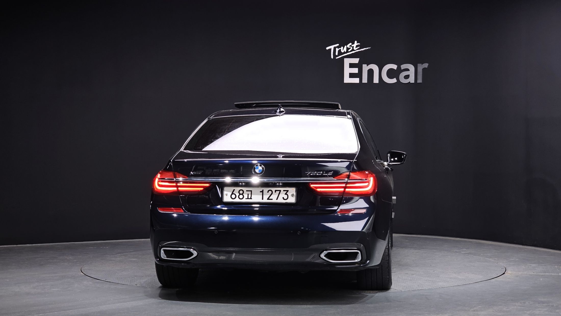 BMW 7-SERIES G11 2017
