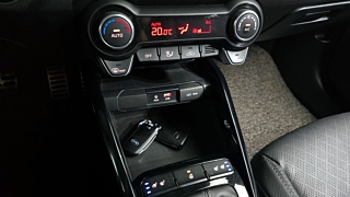 KIA STONIC 2019