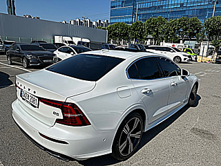VOLVO S60 2022