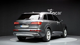 AUDI Q7 4M 2021
