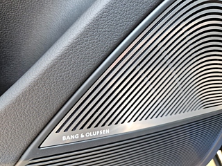 AUDI RSQ8 4M 2025