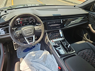 AUDI RSQ8 4M 2025