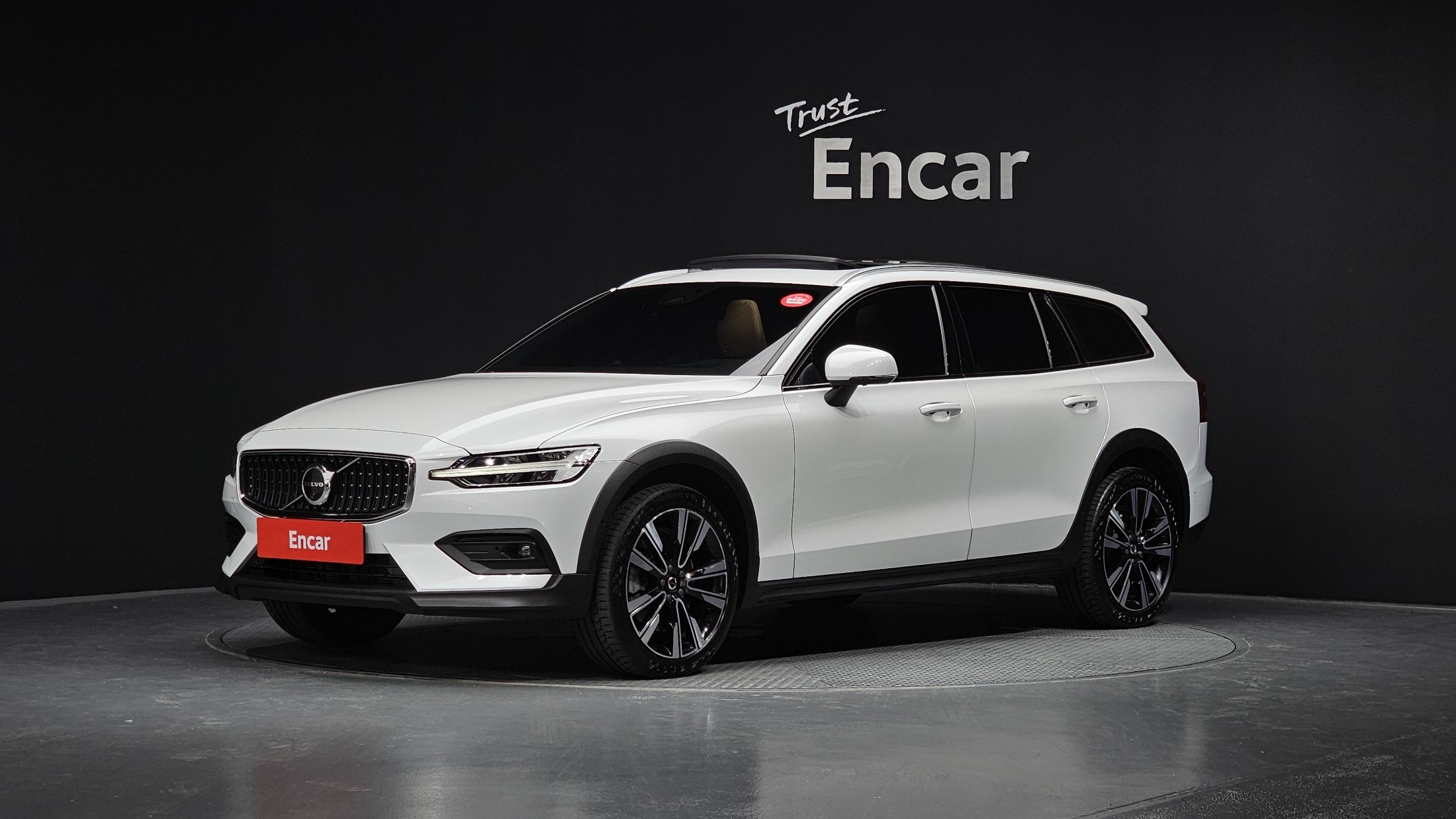 VOLVO V60 CROSS COUNTRY 2022