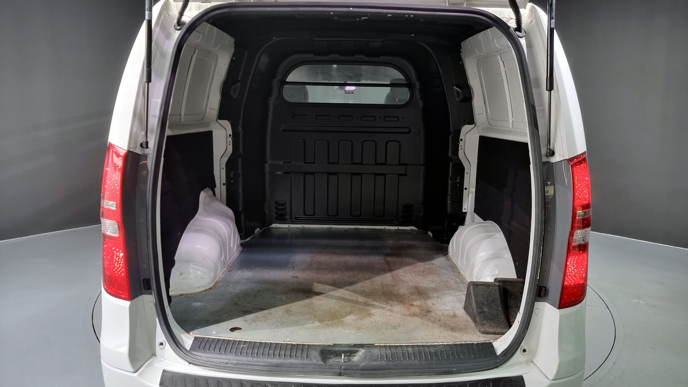HYUNDAI STAREX GRAND 2019