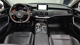 KIA STINGER 2017