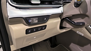 KIA CARNIVAL 2025