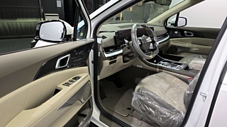 KIA CARNIVAL 2025