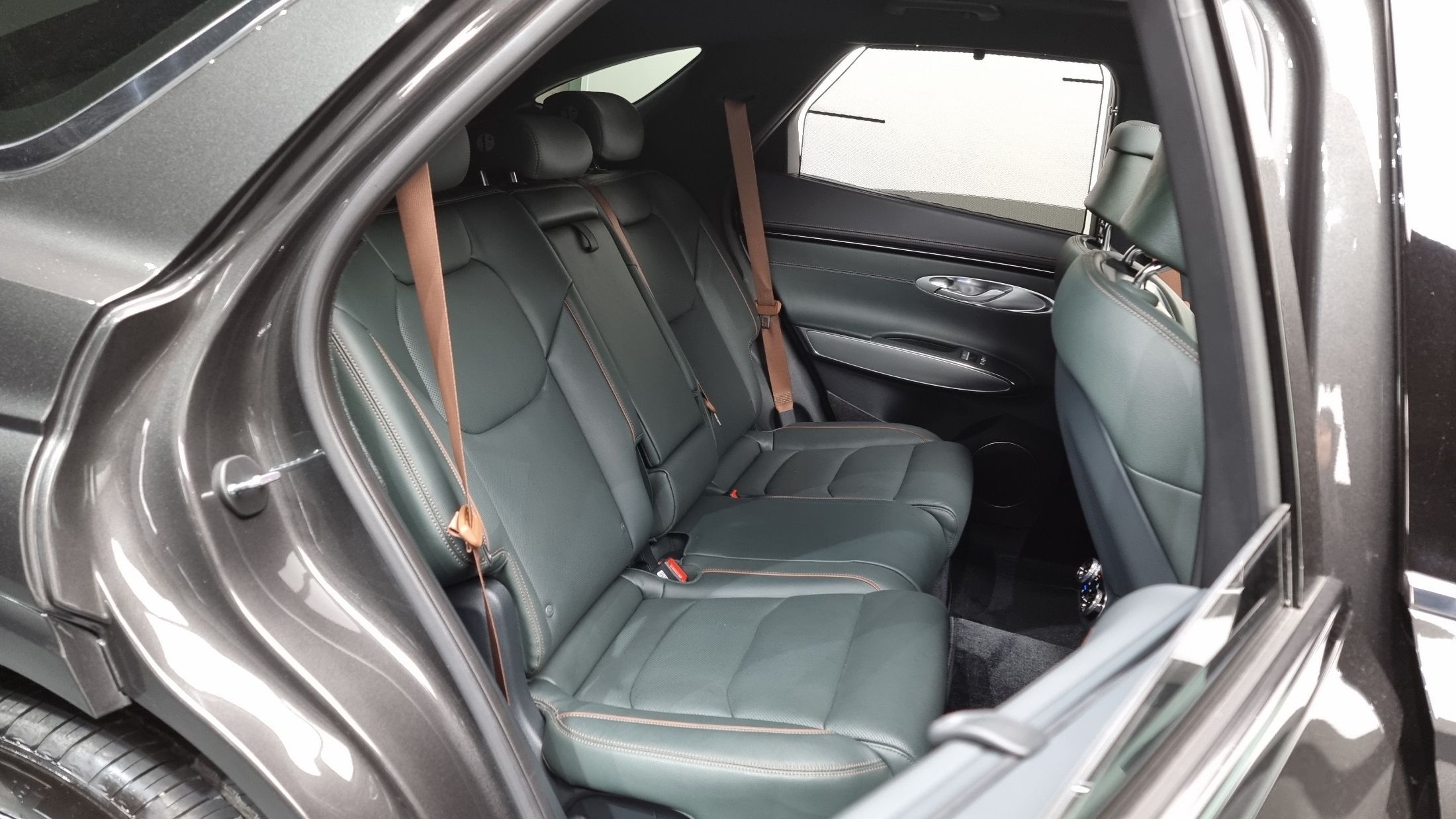 GENESIS GV70 2023