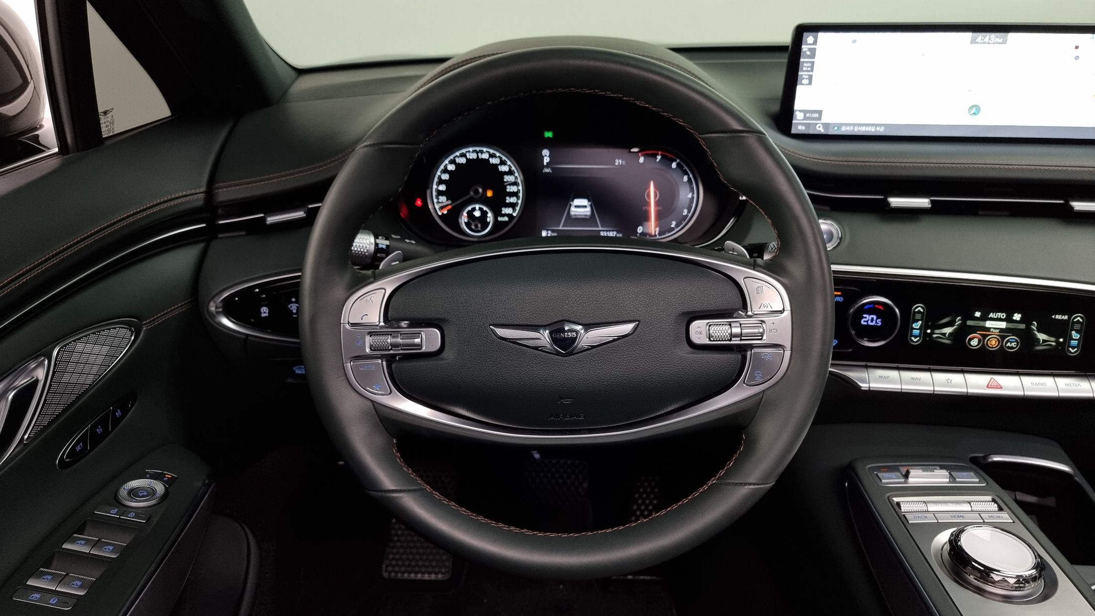 GENESIS GV70 2023