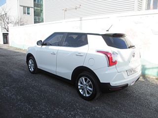 SSANGYONG TIVOLI 2015