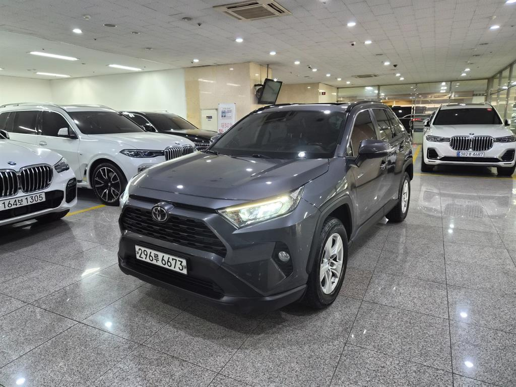 TOYOTA RAV4 2019