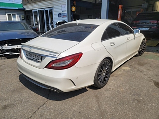 MERCEDES BENZ CLS-CLASS W218 2017