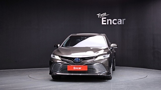 TOYOTA CAMRY XV70 2018