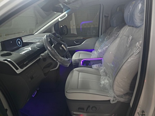 HYUNDAI STARIA 2025