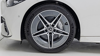 MERCEDES BENZ C-CLASS W206 2025