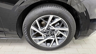 HYUNDAI GRANDEUR HYBRID GN7 2024