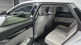 HYUNDAI GRANDEUR GN7 2023