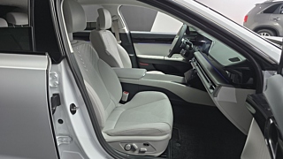 HYUNDAI GRANDEUR GN7 2023