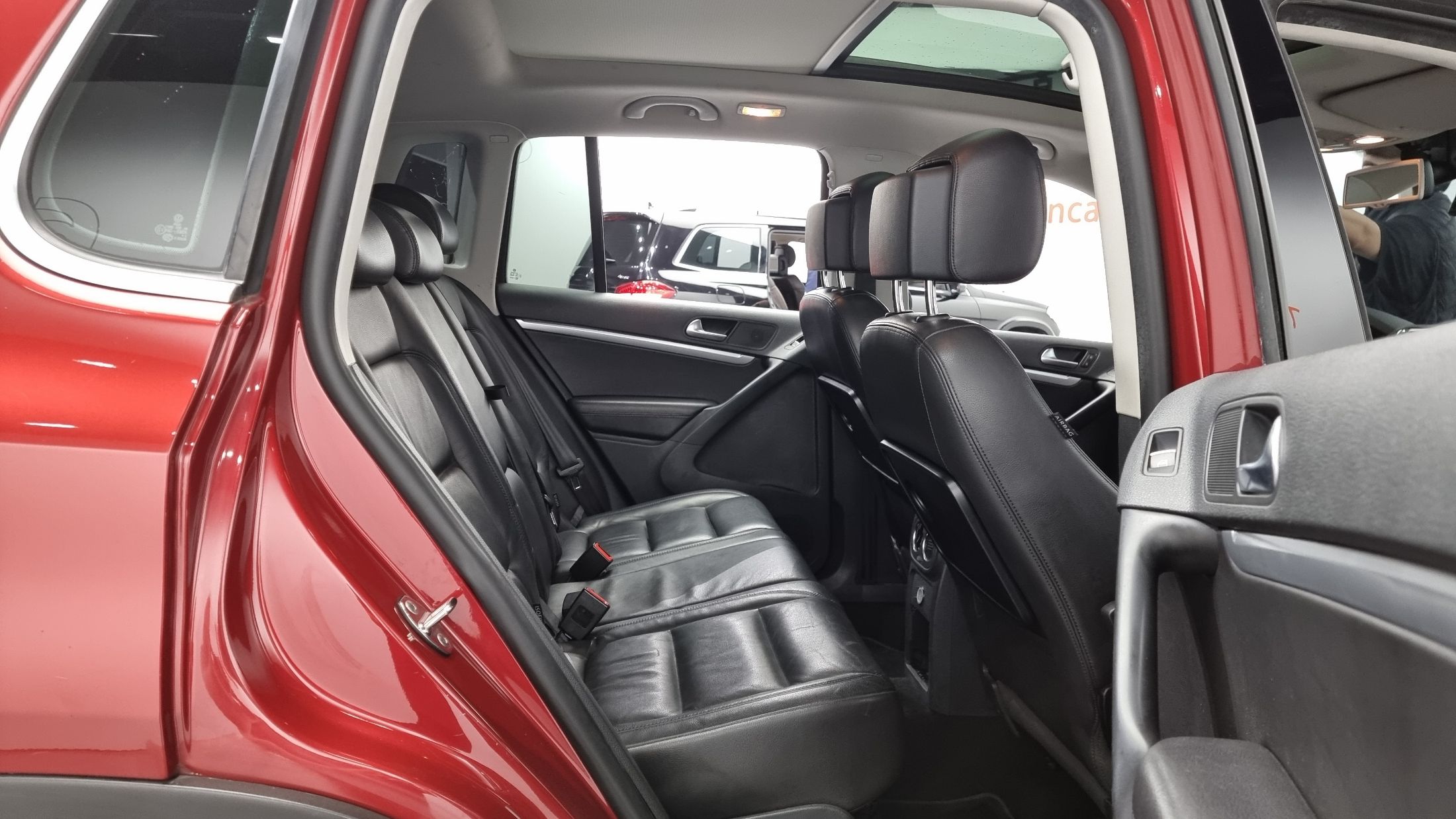VOLKSWAGEN TIGUAN 2013