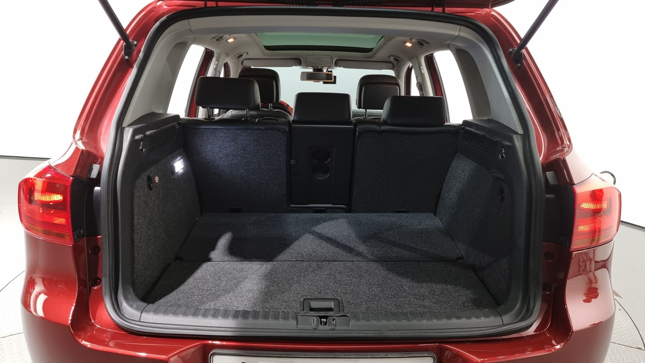 VOLKSWAGEN TIGUAN 2013