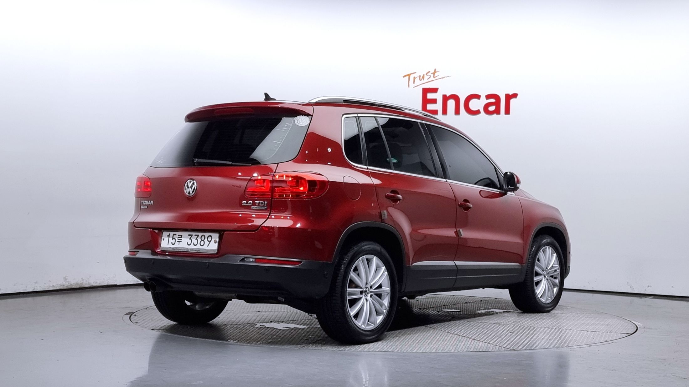 VOLKSWAGEN TIGUAN 2013