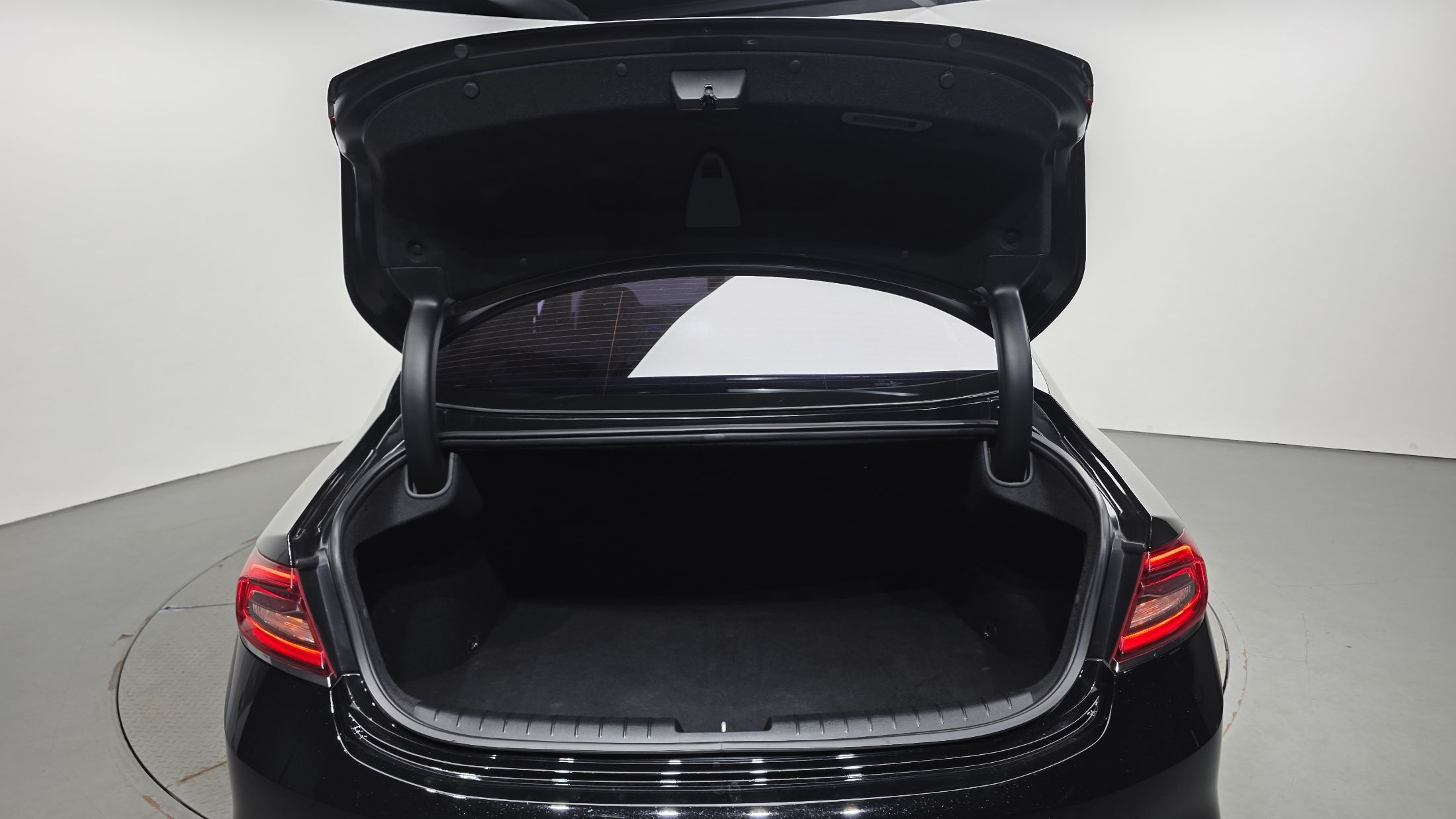 HYUNDAI GRANDEUR IG 2017