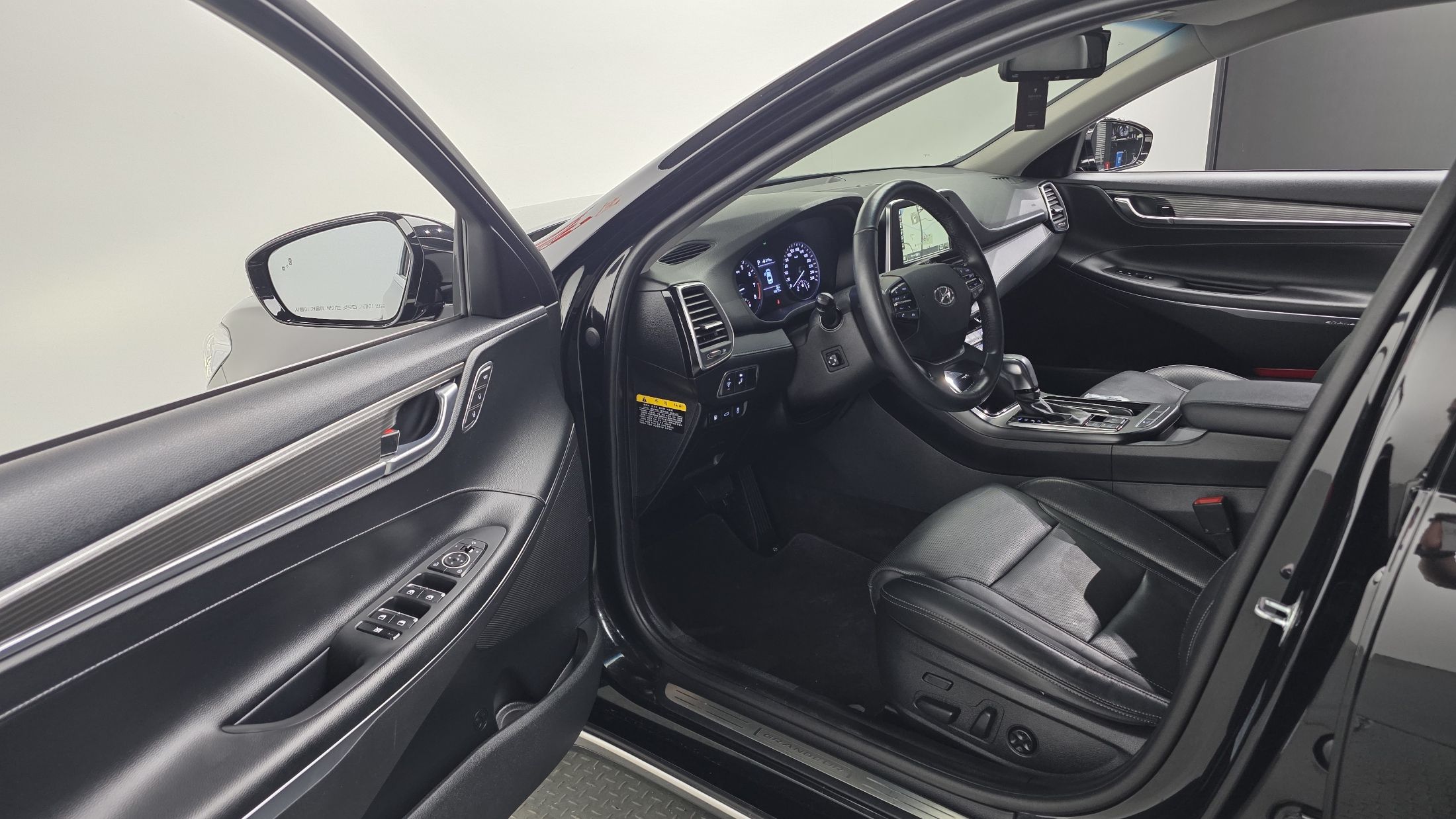 HYUNDAI GRANDEUR IG 2017