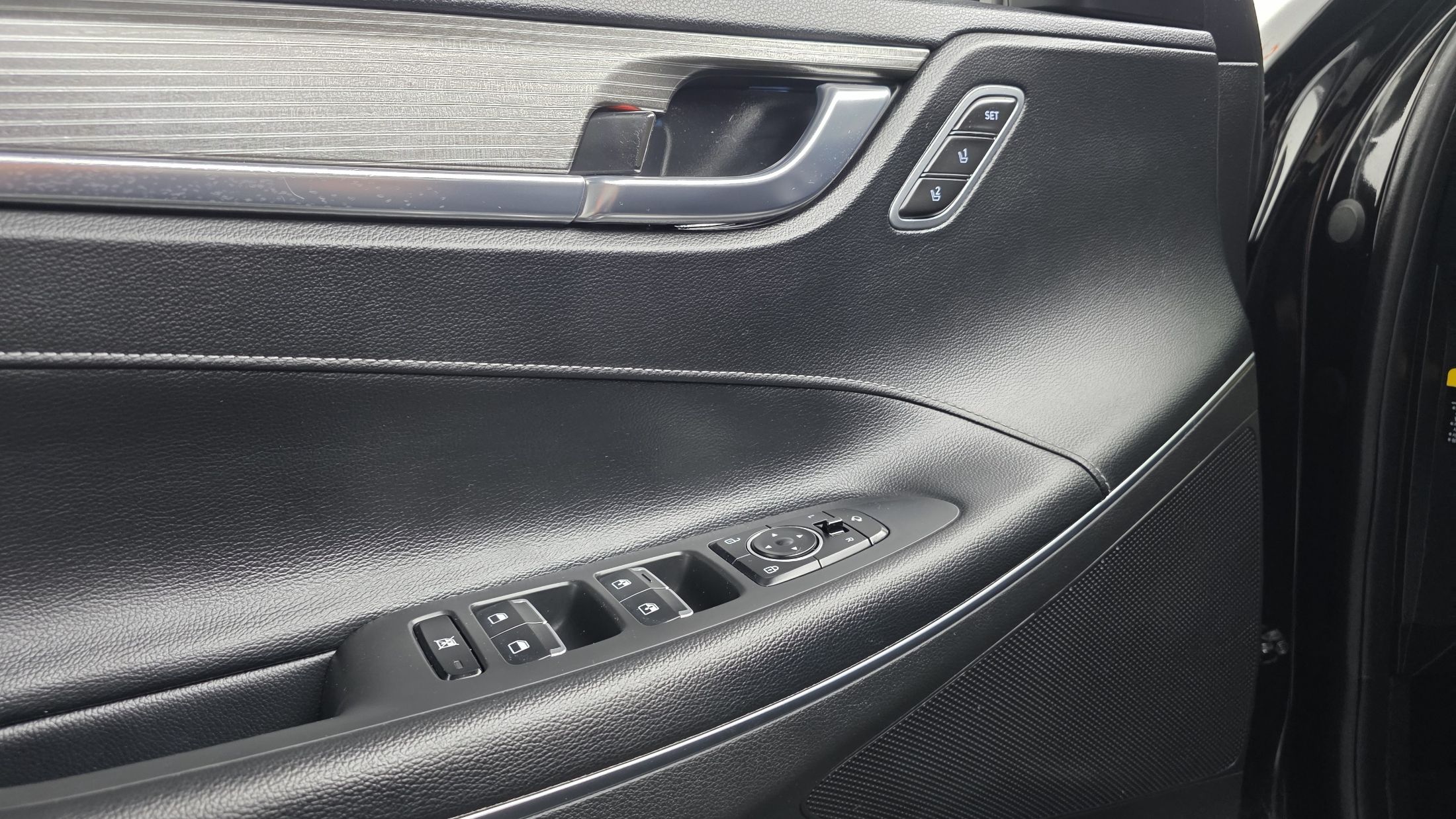 HYUNDAI GRANDEUR IG 2017