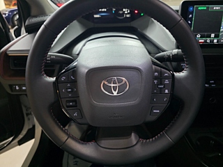 TOYOTA PRIUS 2023