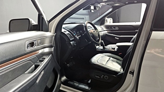 FORD EXPLORER 2018