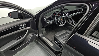 PORSCHE PANAMERA 971 2019
