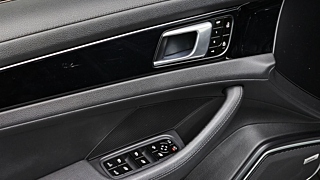 PORSCHE PANAMERA 971 2019