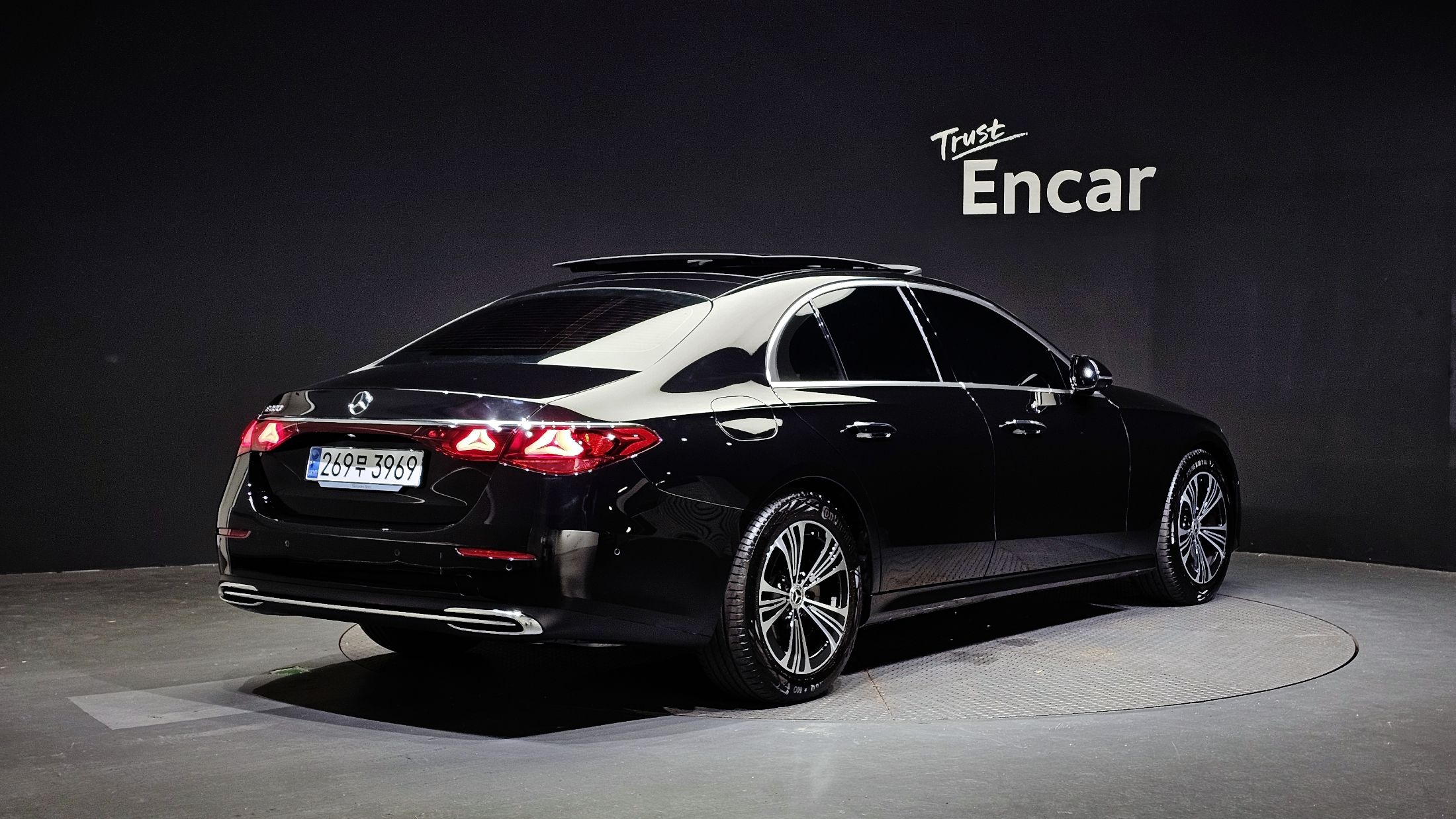 MERCEDES BENZ E-CLASS W214 2025