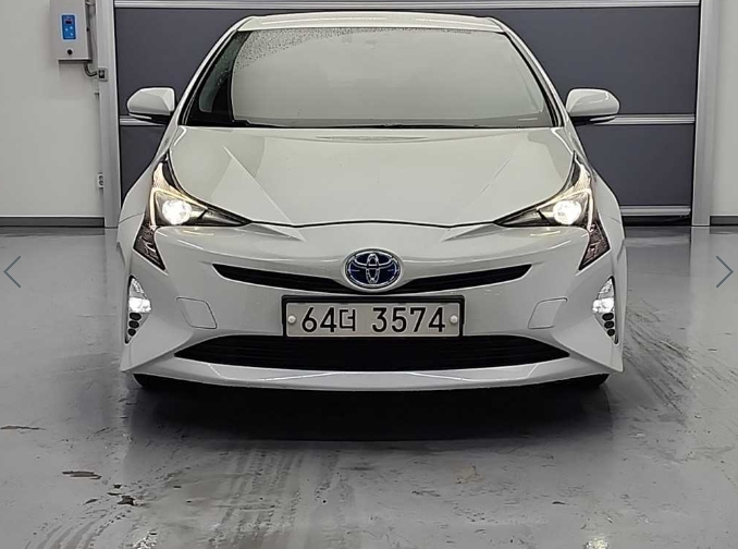 TOYOTA PRIUS 2017