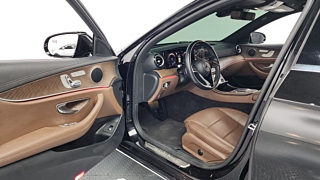MERCEDES BENZ E-CLASS W213 2021