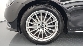 MERCEDES BENZ E-CLASS W213 2021