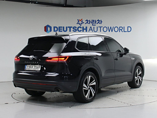 VOLKSWAGEN TOUAREG 2020