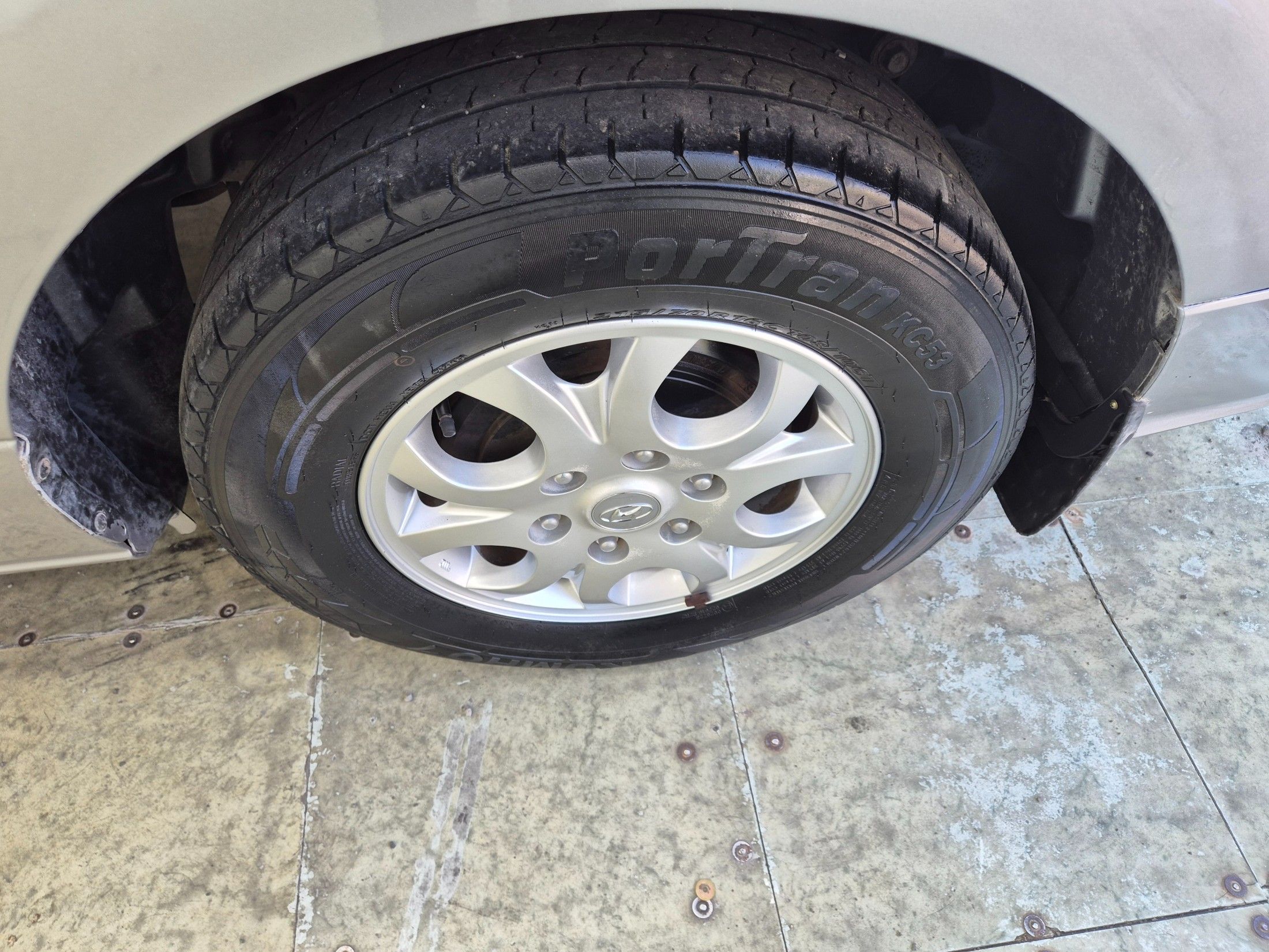HYUNDAI STAREX GRAND 2011