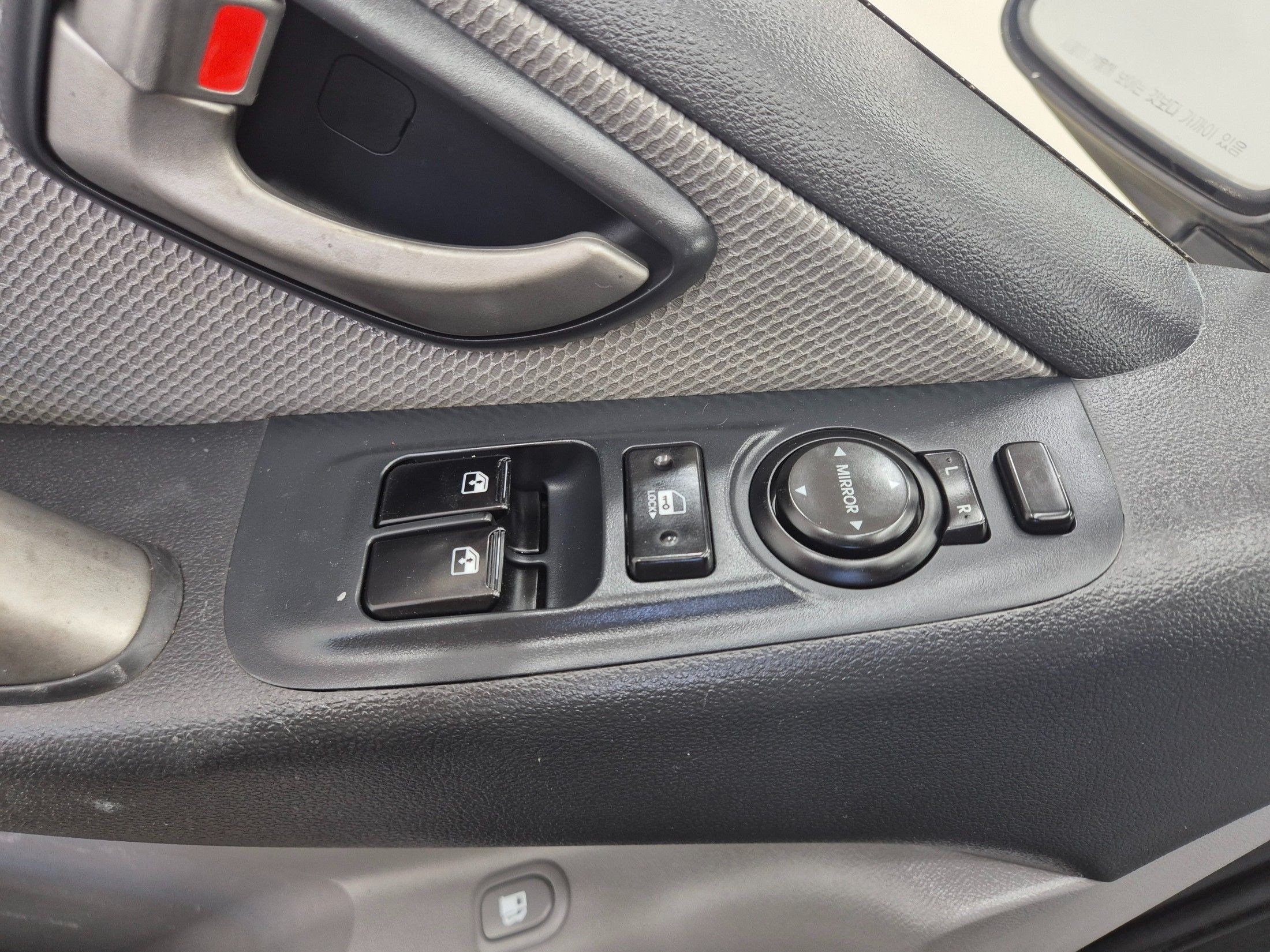 HYUNDAI STAREX GRAND 2011