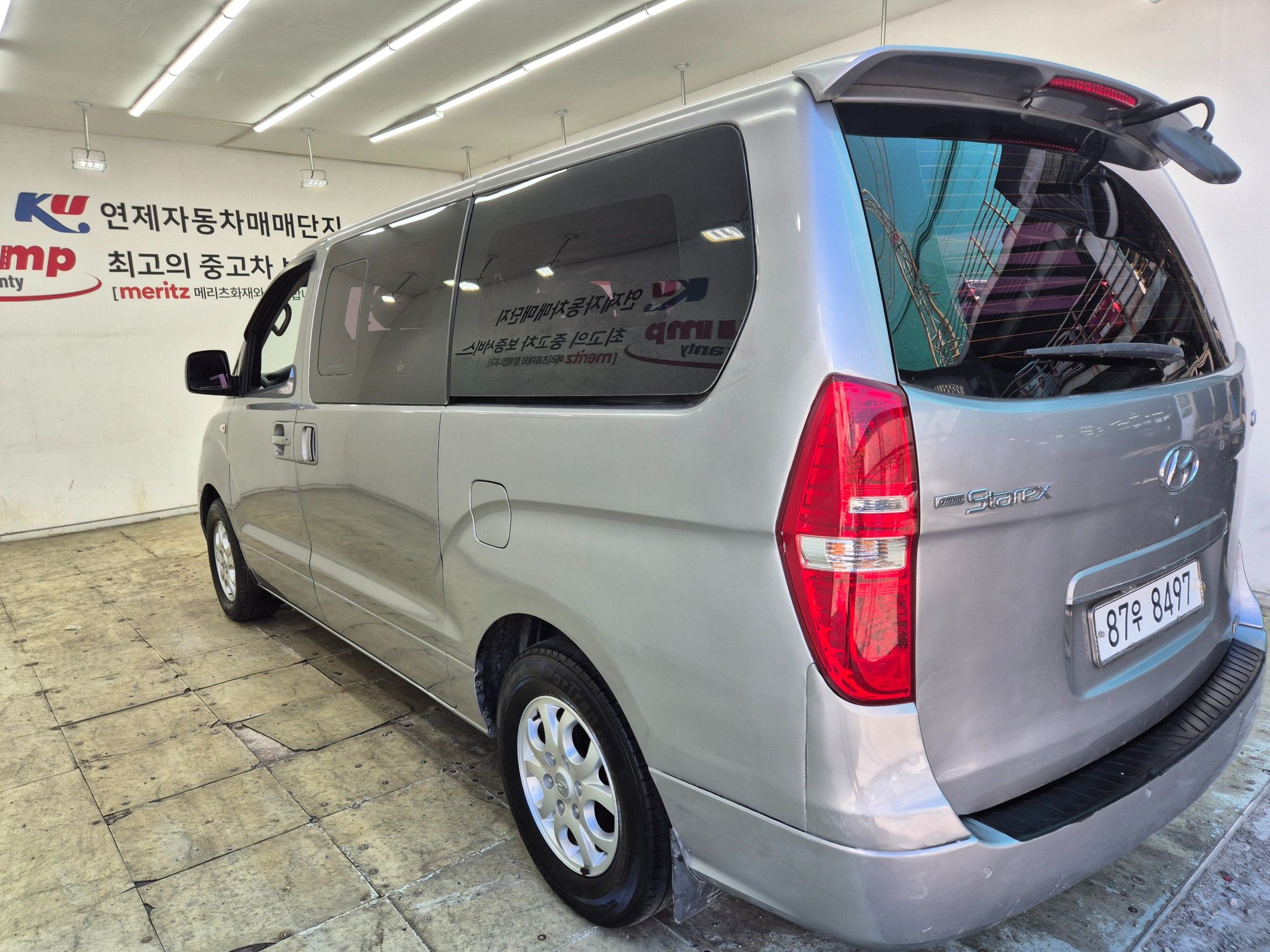 HYUNDAI STAREX GRAND 2011