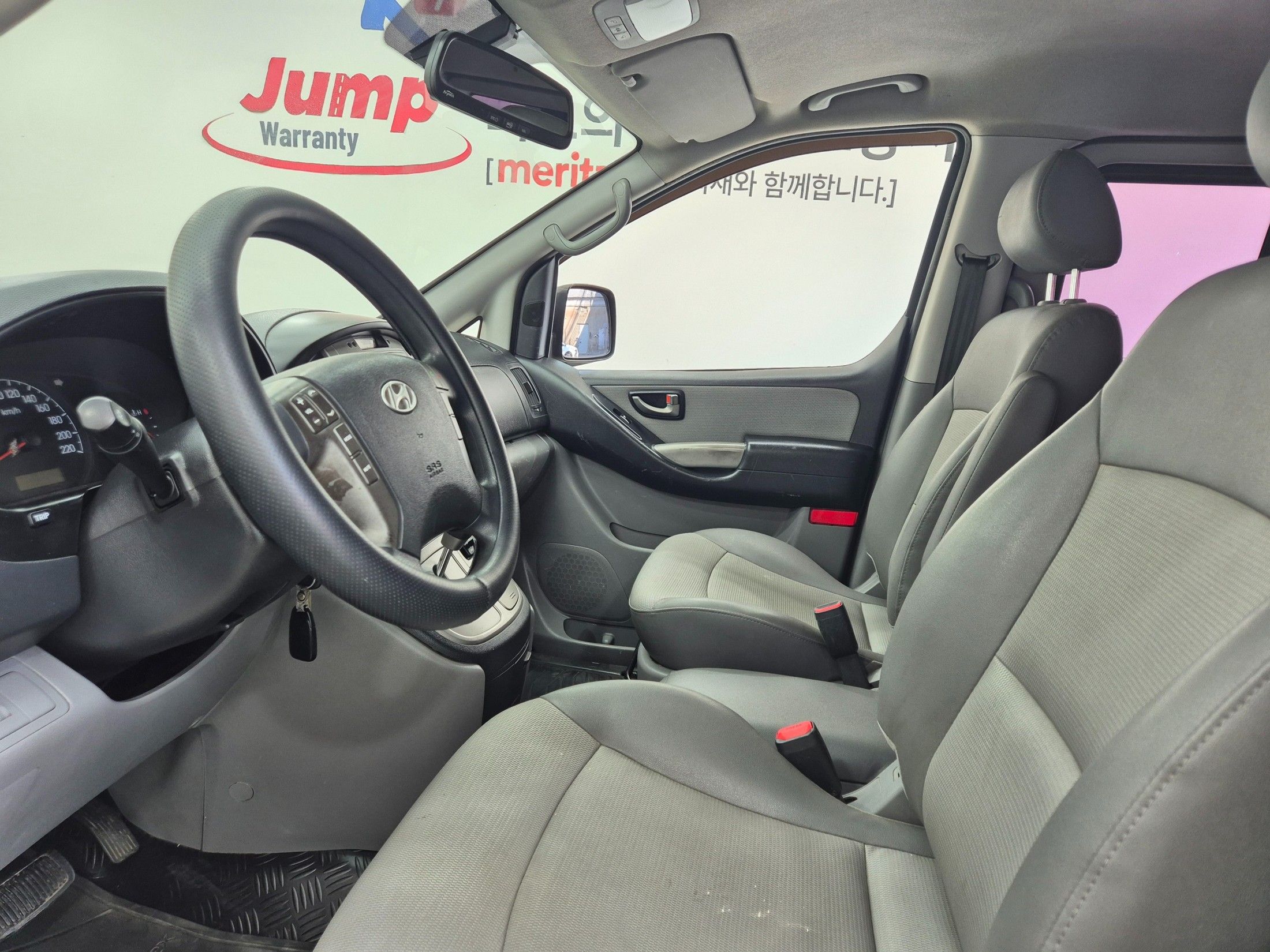 HYUNDAI STAREX GRAND 2011