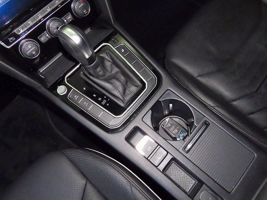 VOLKSWAGEN ARTEON 2020
