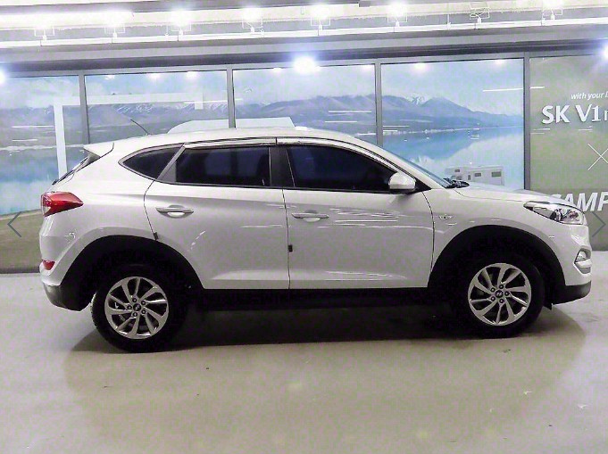 HYUNDAI TUCSON 2015