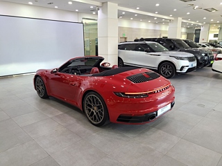 PORSCHE 911 992 2024