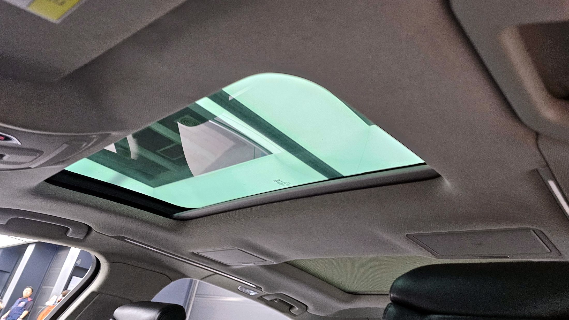 AUDI A8 2011