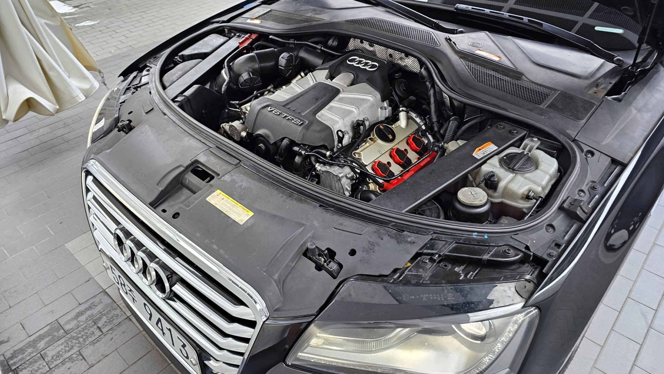 AUDI A8 2011