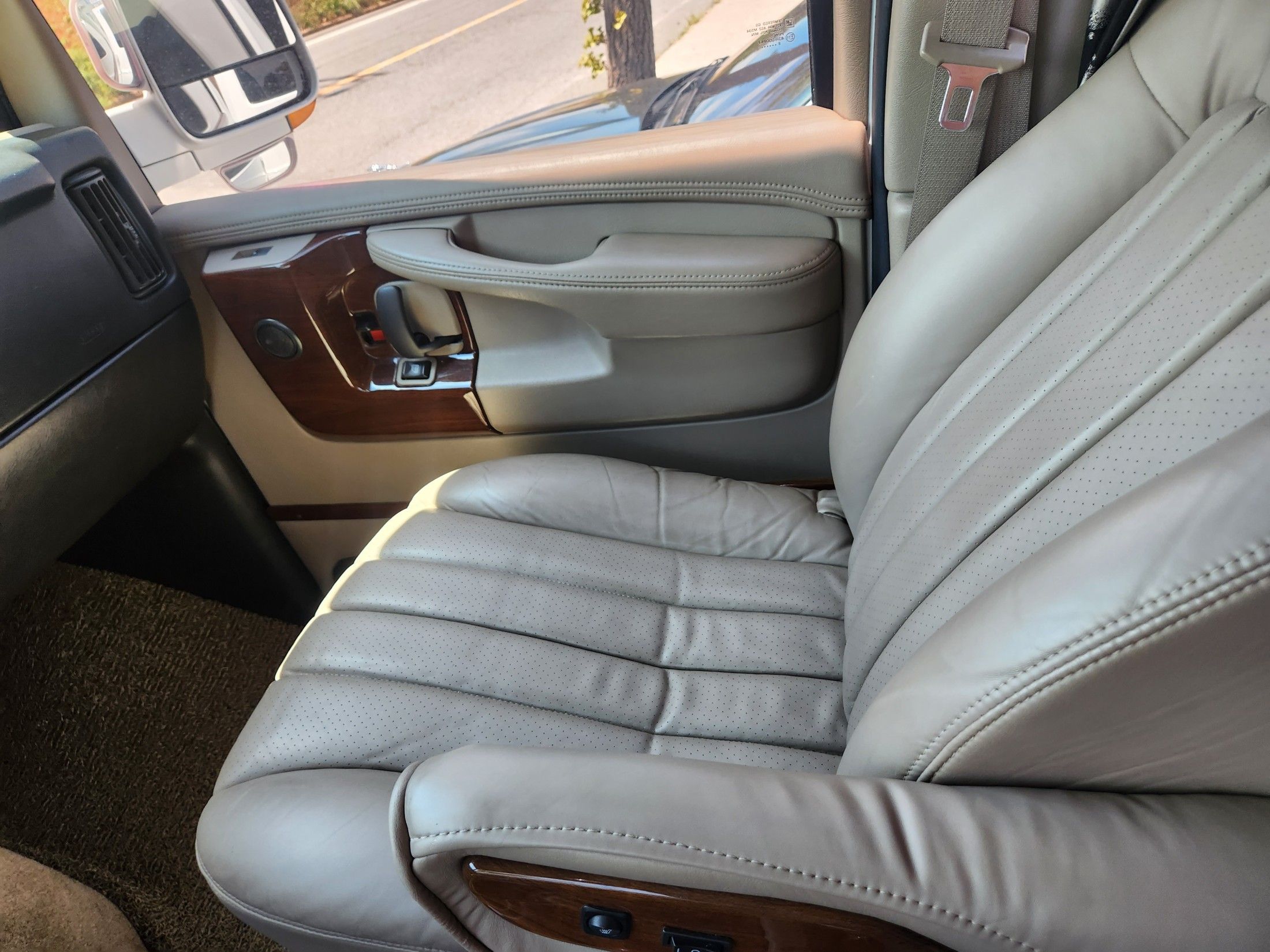 CHEVROLET EXPRESS VAN 2013